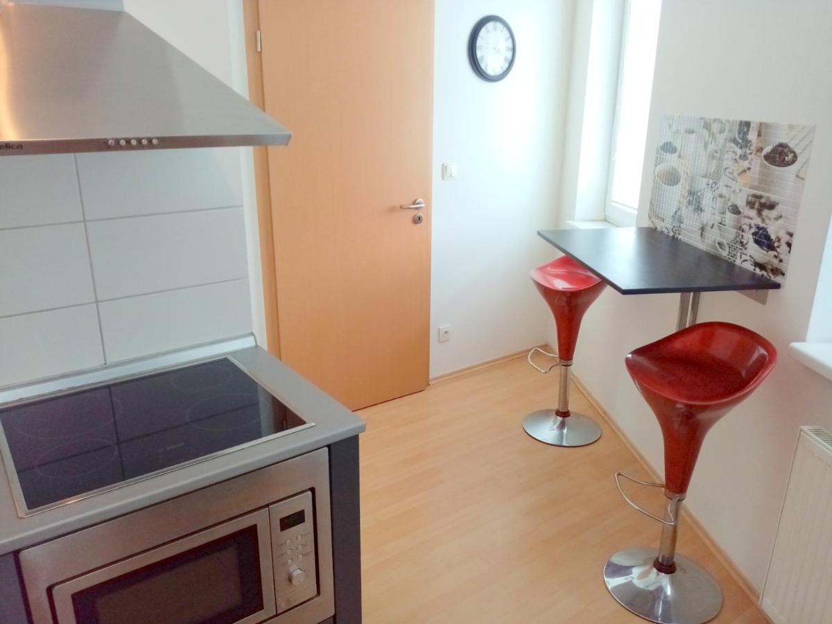 Apartment Odeon Мост Экстерьер фото